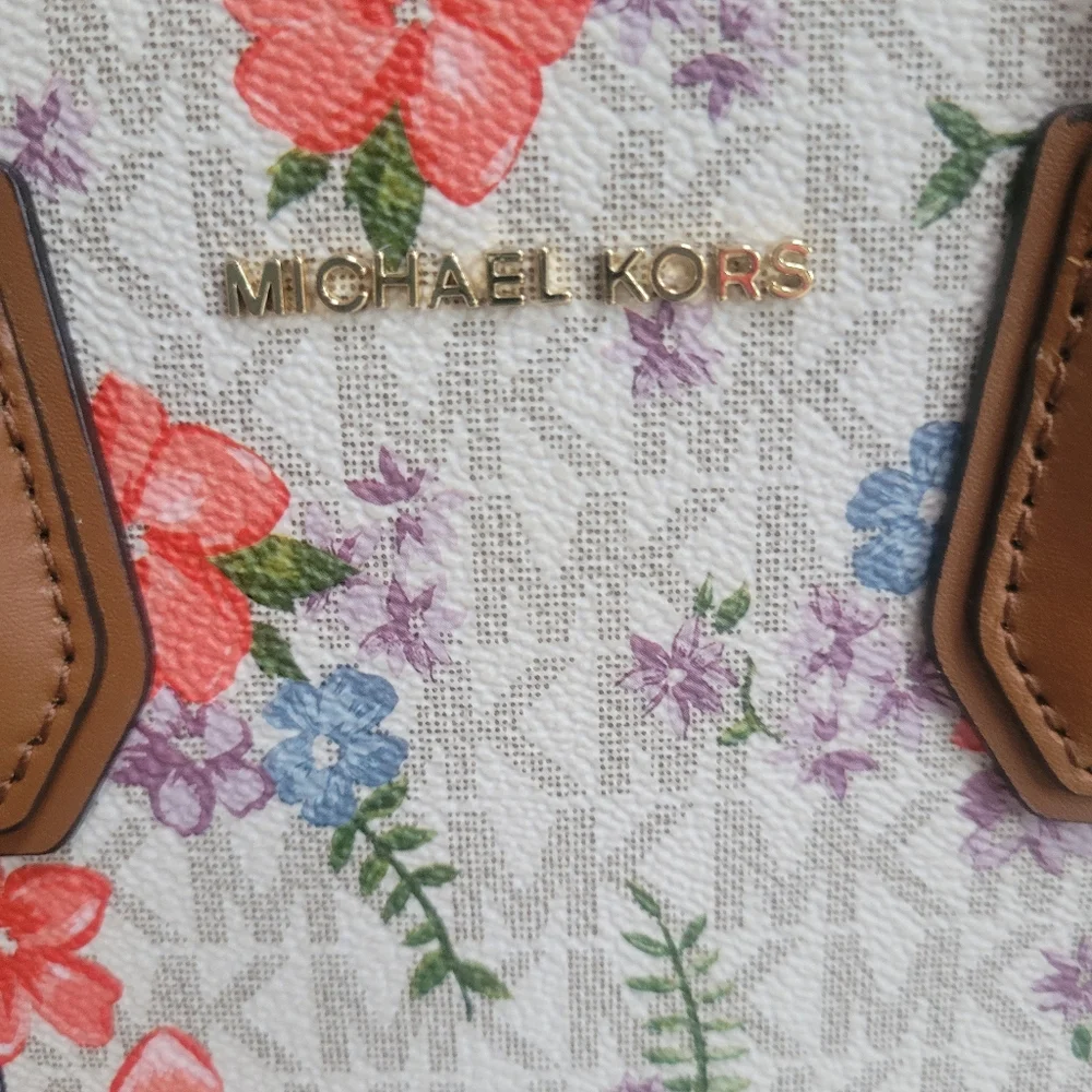 Like New MICHAEL KORS MERCER MEDIUM FLORAL LOGO ACCORDION CROSSBODY BAG